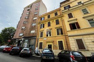 MONOLOCALE A ROMA
