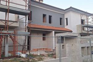 Villetta a schiera di 200 m² con più di 5 locali a