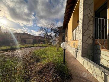 CASA INDIPENDENTE A CASELLA