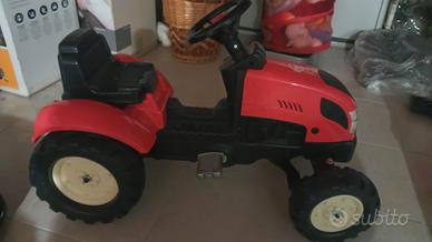 Trattore a pedali 