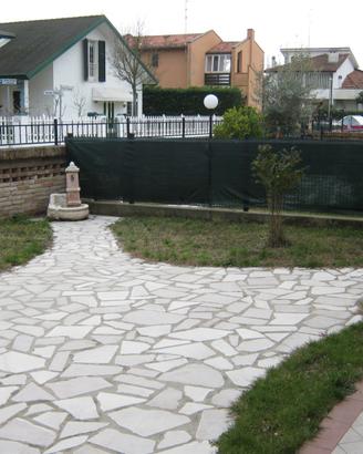 Villetta CON GIARDINO IND. a Lido Scacchi -196-