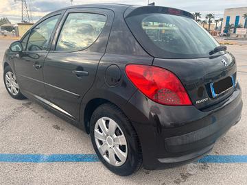 Peugeot 207 1.4 HDi Full Optional X Neopatentati