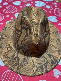 Cappello pitonato da donna