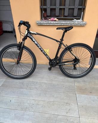 Mtb 27,5 montana mis m