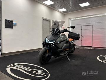 Bmw CE 04