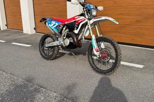 Fantic xe 125 targato 2023