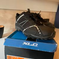 Scarpe MTB con attacchi e pedali XLC