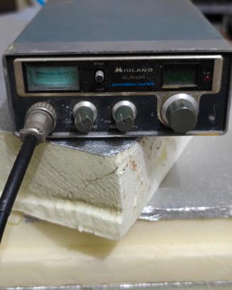 RADIOTRASMETTITORE (BARACCHINO) MIDLAND 34