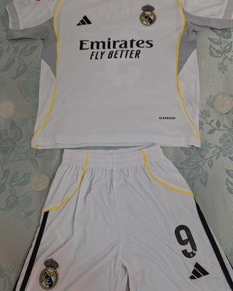 Completino da calcio Real Madrid