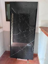 Piastrella gres porcelanato