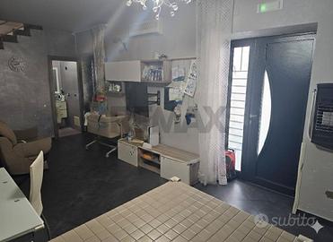 Appartamento su Tre Livelli Caivano
