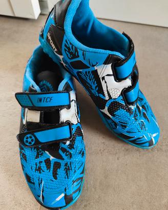 Scarpe da calcetto n. 34
