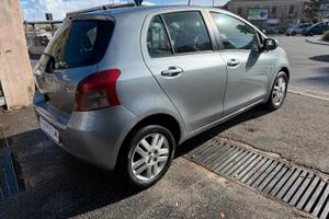 Toyota Yaris 1.0 5 porte Sol