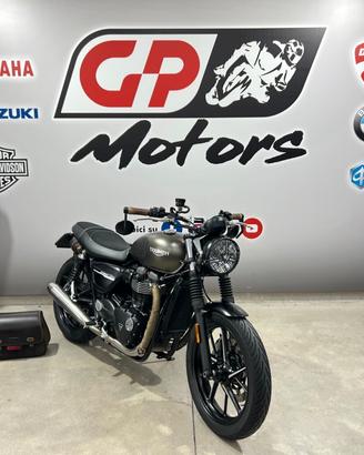 Triumph Street Twin 900 ABS IPER ACCESSORIATA