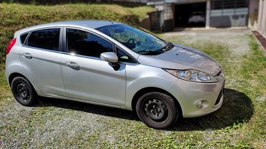 Ford Fiesta 1.4 96 CV Cambio automatico 