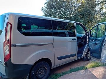 Ford Transit Custom 9 posti Anno 2015