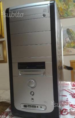 Personal Computer PC fisso Pentium 4