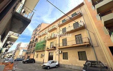 Ampio appartamento in via Arigò, a pochi passi dal