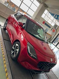 Nuova Suzuki Swift Hybrid Top