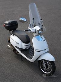 MASH CITY 125 EURO 4  2019 - BAULETTO E PARABREZZA