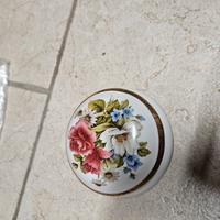 scatolina in ceramica dipinta