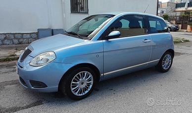 Lancia Ypsilon 1.2 Argento