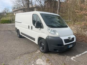 FURGONE AUTOCARRO 3 POSTI