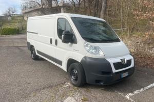 FURGONE AUTOCARRO 3 POSTI