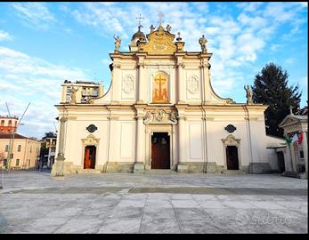 Locale commerciale in centro già a reddito