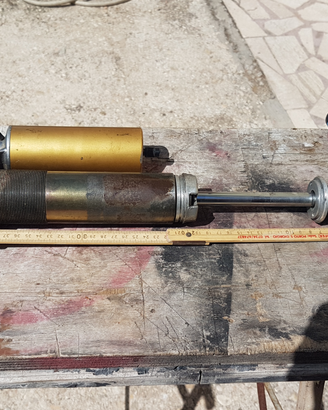 Ohlins per moto d'epoca e Kayaba per Yamaha 600