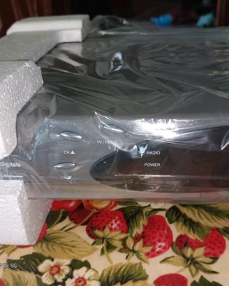 Ricevitore satellitare digitale cobra CI dsr 2800
