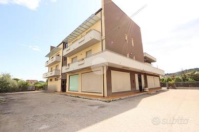 5 LOCALI A SAN GIOVANNI TEATINO
