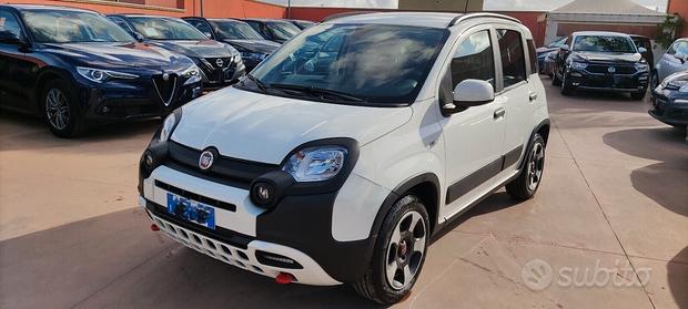 Fiat Panda 1.0 FireFly S&S Hybrid Cross