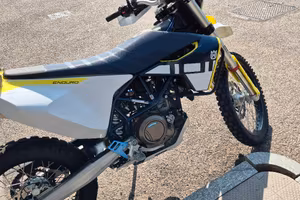Husqvarna 701 enduro km 3800