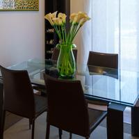 Tavolo rettangolare Calligaris + 4 sedie in pelle