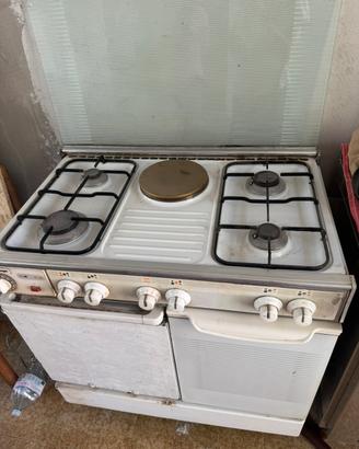 Fornello a gas cucina