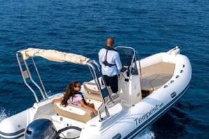 Gommone capelli Tempest 570