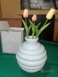 Vaso per casa bianco + tulipani finti