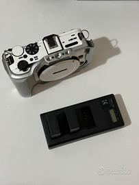 Canon eos r50v + accessori