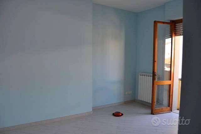 Appartamento di 85 m² con 4 locali e posto auto a - Vista 6