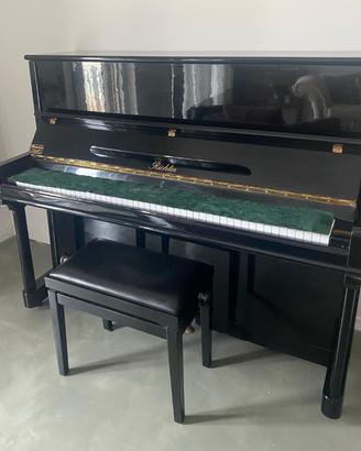 Pianoforte a muro Richter