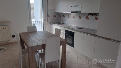 3 locali arredato a nuovo