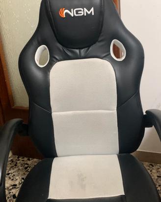 Sedia comoda da gaming o lavoro