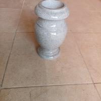 Vaso in granito naturale
