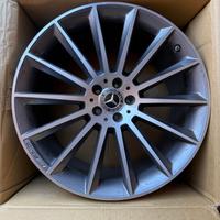 4 cerchi Mercedes 21' AMG (SUV) e gomme PirelliP0