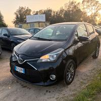 TOYOTA YARIS 1.3 99CV TREND ANNO 2016