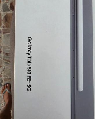 galaxy tab s10 FE 5g con Keyboard 