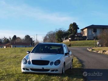 Mercedes E220