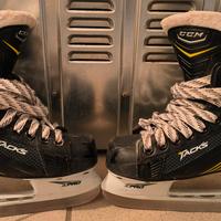 pattini da hockey 