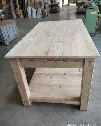 bancone tavolo in legno vecchio con 3 cassetti